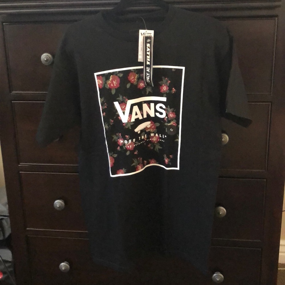 NWT Black Vans T-Shirt